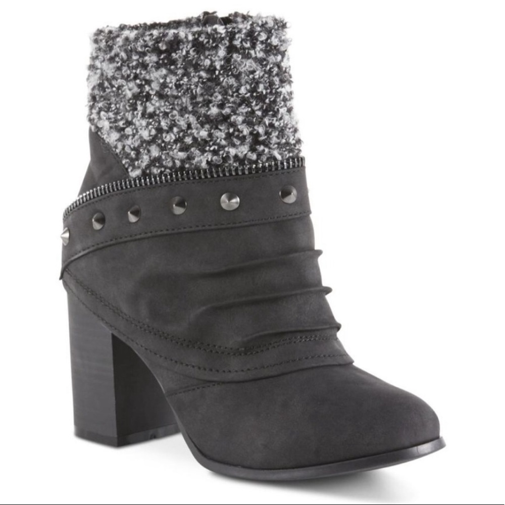 Kisses Two Lips Too Lexia Studded Bootie Women's 9